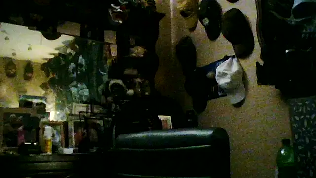 Snapshot of bigdaddyrooster chatting on 02/13/26, 06:13 bigdaddyrooster online show from 02/13/26, 06:13