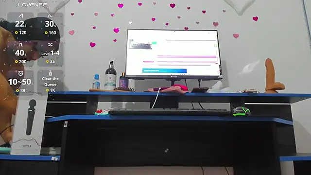 Snapshot of roxy_rebel chatting on 02/27/26, 02:28 roxy rebel online show from 02/27/26, 02:28