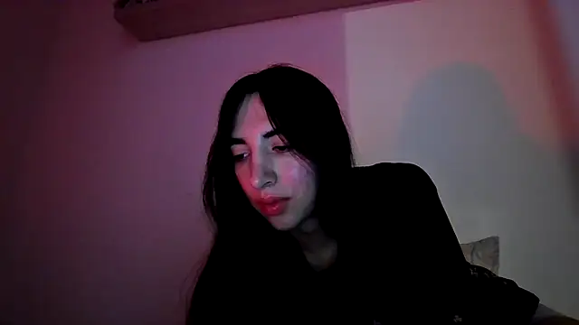 Snapshot of valeriahornier chatting on 05/22/26, 01:36 valeriahornier online show from 05/22/26, 01:36