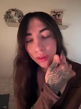 valeriahornier online show from 03/30/26, 10:11