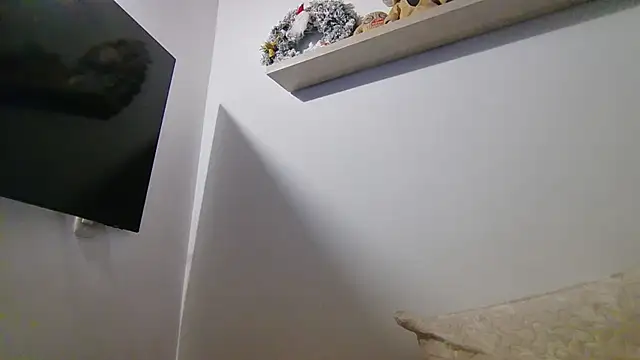 valeriahornier online show from 06/12/26, 01:58