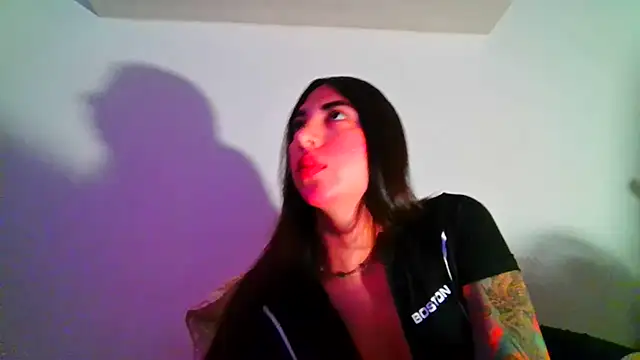 valeriahornier online show from 07/14/26, 11:33