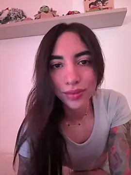 valeriahornier online show from 03/05/26, 01:46