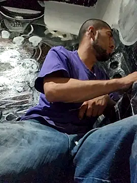 vergueo3 online show from 11/25/25, 02:45