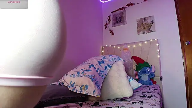 Maddisson quenn05 online show from 12/14/25, 08:03