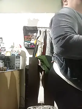 Alondrabb80 online show from 11/28/25, 12:16