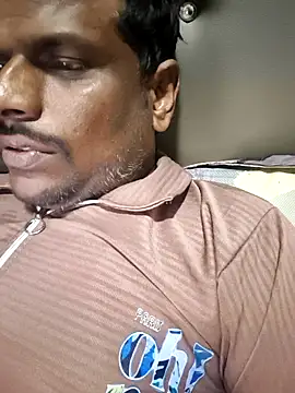 RNlov online show from 11/11/25, 12:44