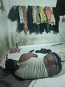 RNlov online show from 11/23/25, 12:53