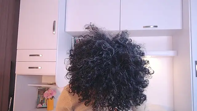 MartiRuis10 online show from 11/27/25, 08:42