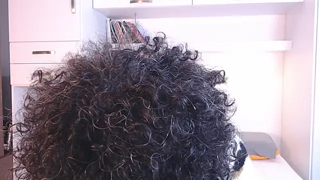 MartiRuis10 online show from 12/04/25, 12:20