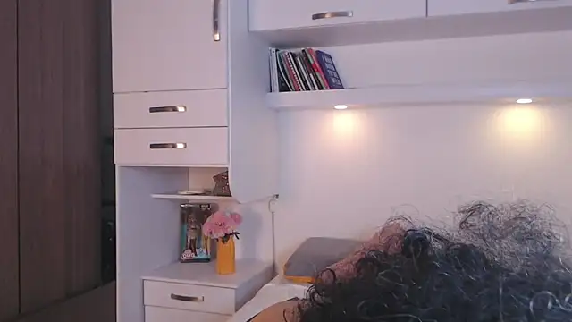 MartiRuis10 online show from 11/08/25, 06:55