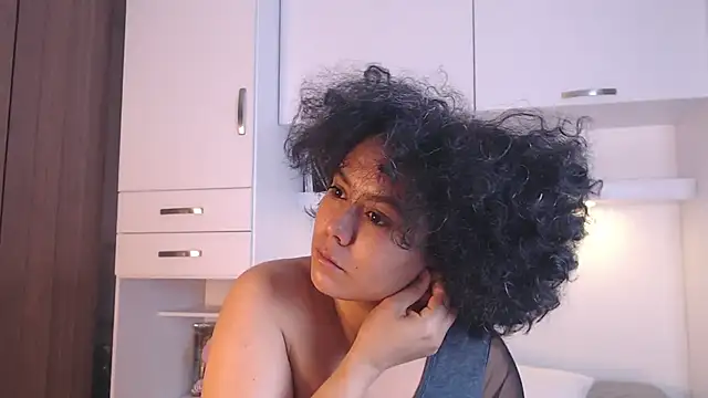 MartiRuis10 online show from 11/09/25, 06:56