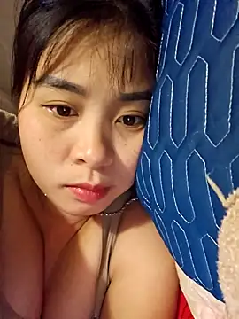 Squirrel-Pear online show from 11/24/25, 10:43