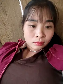 Squirrel-Pear online show from 11/17/25, 02:15