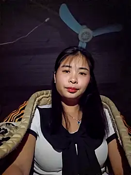 Squirrel-Pear online show from 12/19/25, 09:50