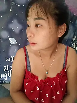 Squirrel-Pear online show from 10/26/25, 11:38