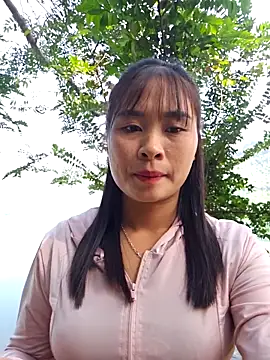 Squirrel-Pear online show from 12/01/25, 03:40