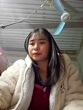 Squirrel-Pear online show from 11/28/25, 01:00