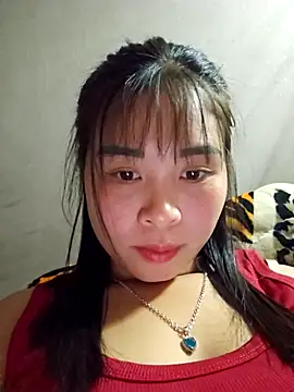 Squirrel-Pear online show from 12/02/25, 05:53