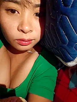 Squirrel-Pear online show from 11/26/25, 10:10