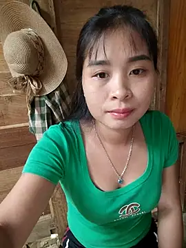 Squirrel-Pear online show from 10/29/25, 11:58