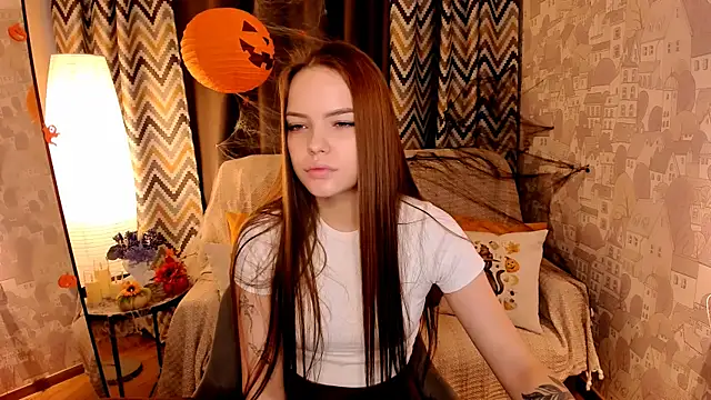 MelissaBell  online show from 10/22/25, 02:22