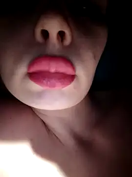 Loveyoudearxq online show from 11/16/25, 05:39