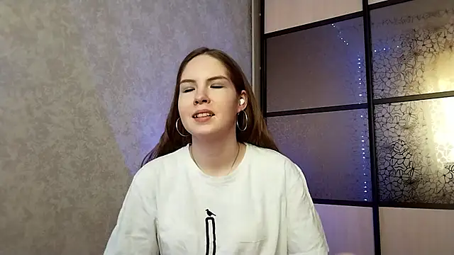 VETT KITTY online show from 10/21/25, 06:13