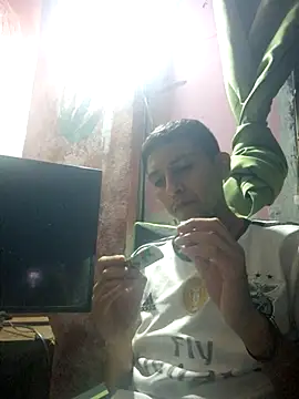 Snapshot of Pedropuente200 chatting on 07/01/26, 04:35 Pedropuente200 online show from 07/01/26, 04:35