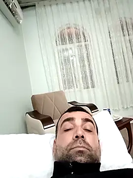 Bugattiveyron1 online show from 04/28/26, 08:35