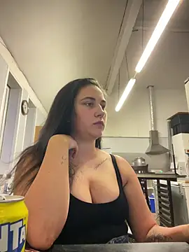 YourFrenchFeliciexo online show from 12/18/25, 04:22