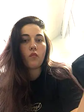 Snapshot of YourFrenchFeliciexo chatting on 10/23/25, 03:32 YourFrenchFeliciexo online show from 10/23/25, 03:32