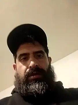 Oscarpalacios23 online show from 12/18/25, 07:13