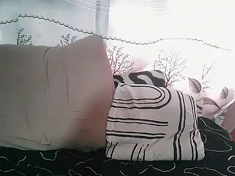 Snapshot of SexySlender_ chatting on 11/01/25, 11:26 SexySlender online show from 11/01/25, 11:26