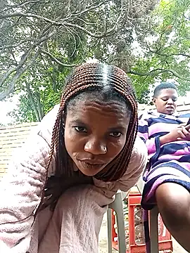 Snapshot of SexySlender_ chatting on 11/20/25, 08:37 SexySlender online show from 11/20/25, 08:37