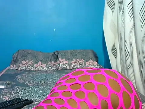 Snapshot of SexySlender_ chatting on 11/23/25, 11:09 SexySlender online show from 11/23/25, 11:09