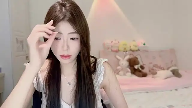 Onecutelittle online show from 10/29/25, 01:48