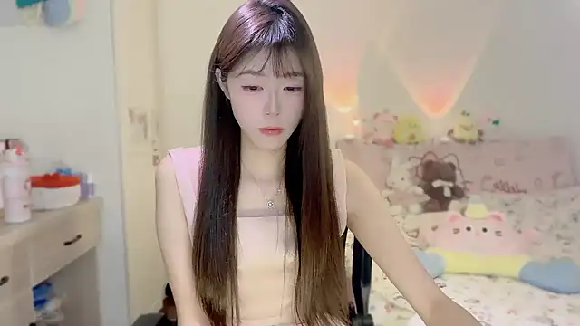 Onecutelittle online show from 11/16/25, 05:45