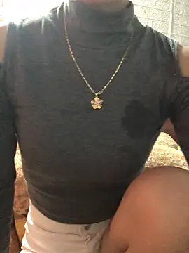 Kylie beem online show from 11/06/25, 03:21