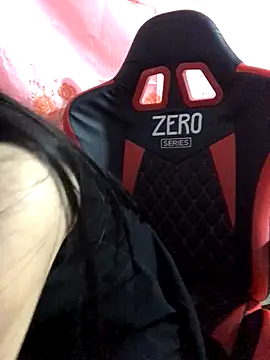 Kylie beem online show from 10/28/25, 01:50