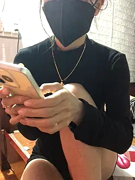 Kylie beem online show from 11/13/25, 01:42