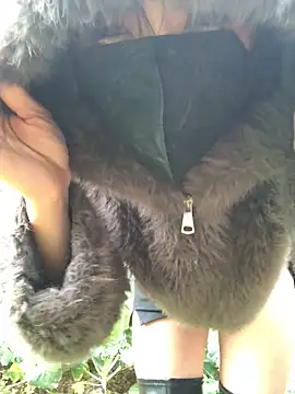 Kylie beem online show from 12/20/25, 01:41