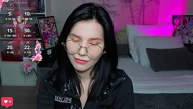 Mell Hyees online show from 11/27/25, 03:07