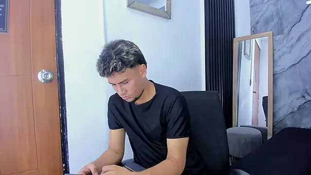 Alan-Smith1 online show from 12/01/25, 07:48