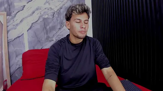 Alan-Smith1 online show from 11/20/25, 07:36