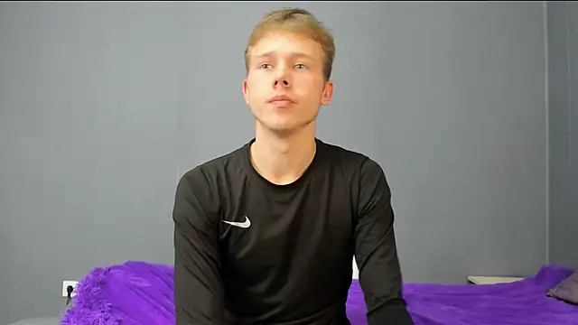 Snapshot of tvelweek chatting on 11/05/25, 05:27 tvelweek online show from 11/05/25, 05:27