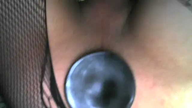 Very-sweet online show from 11/23/25, 05:06