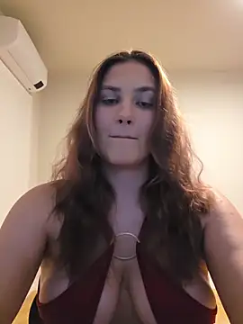 MiaRides19 online show from 06/21/26, 06:36