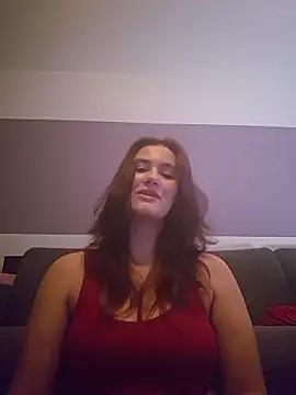 Snapshot of MiaRides19 chatting on 01/14/26, 05:05 MiaRides19 online show from 01/14/26, 05:05