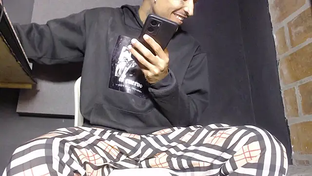 Snapshot of Anaconda_larga chatting on 02/28/26, 02:17 Anaconda larga online show from 02/28/26, 02:17